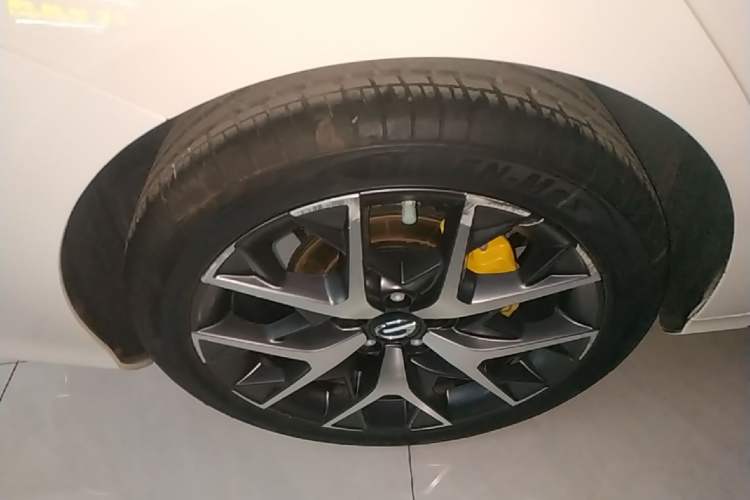 Used GAC Trumpchi EMPOW 2021 270T DCT J15 Version Exterior 5