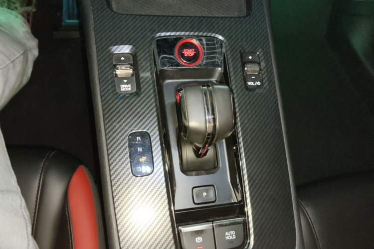 Used GAC Trumpchi EMPOW 2021 270T DCT J15 Version Gear Lever