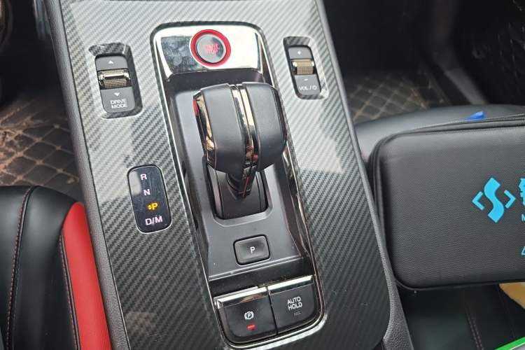 Used GAC Trumpchi EMPOW 2021 270T DCT J15 Version Gear Lever