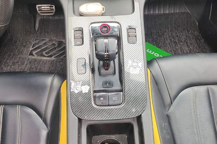 Used GAC Trumpchi EMPOW 2021 270T DCT J15 Version Gear Lever