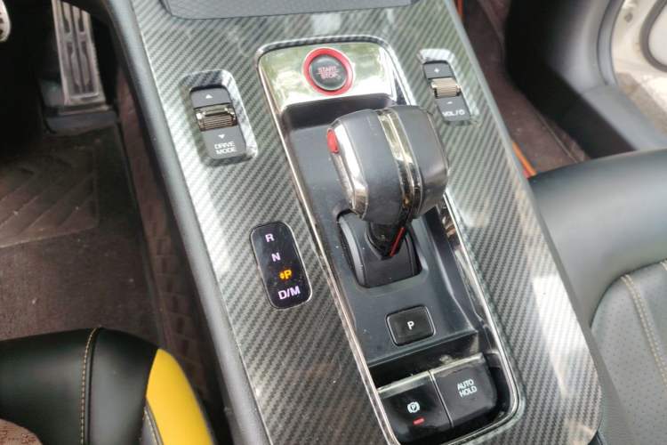 Used GAC Trumpchi EMPOW 2021 270T DCT J15 Version Gear Lever