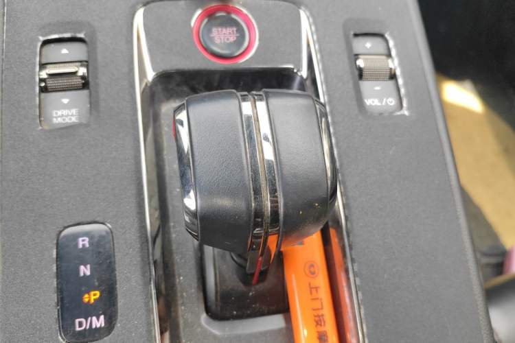 Used GAC Trumpchi EMPOW 2021 270T DCT J15 Version Gear Lever