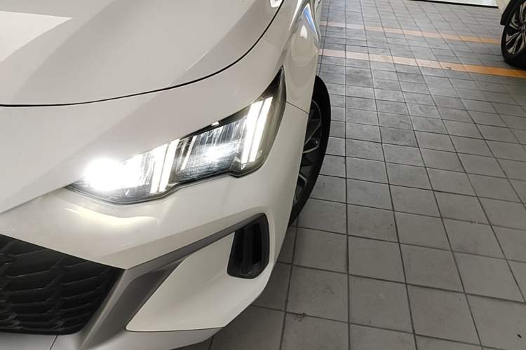 Used GAC Trumpchi EMPOW 2021 270T DCT J11 Version Left Front Headlight