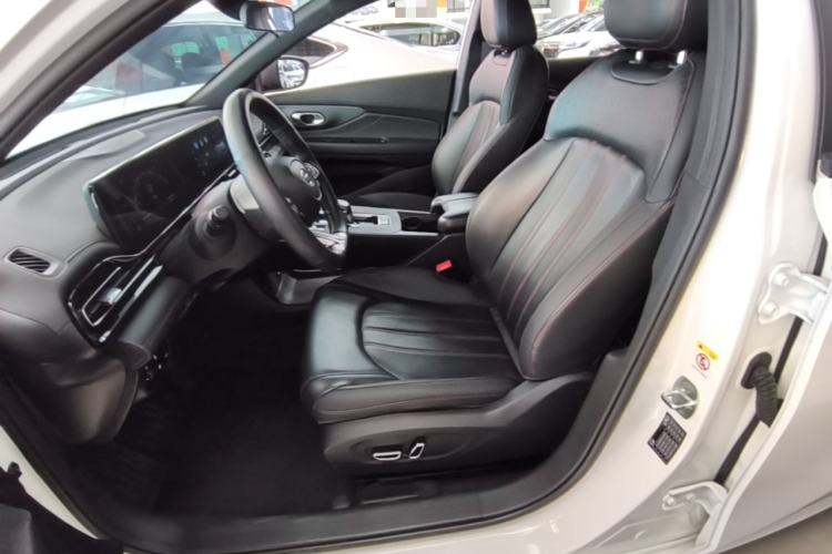 Used GAC Trumpchi EMPOW 2021 270T DCT J11 Version Left Front Seat