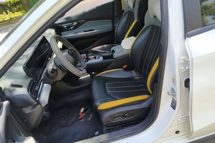 Used GAC Trumpchi EMPOW 2021 270T DCT J15 Version Left Front Seat