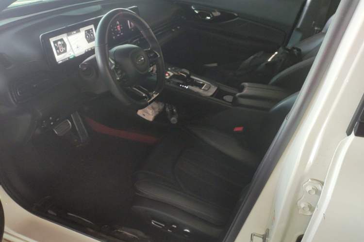 Used GAC Trumpchi EMPOW 2021 270T DCT J16 Version Left Front Seat