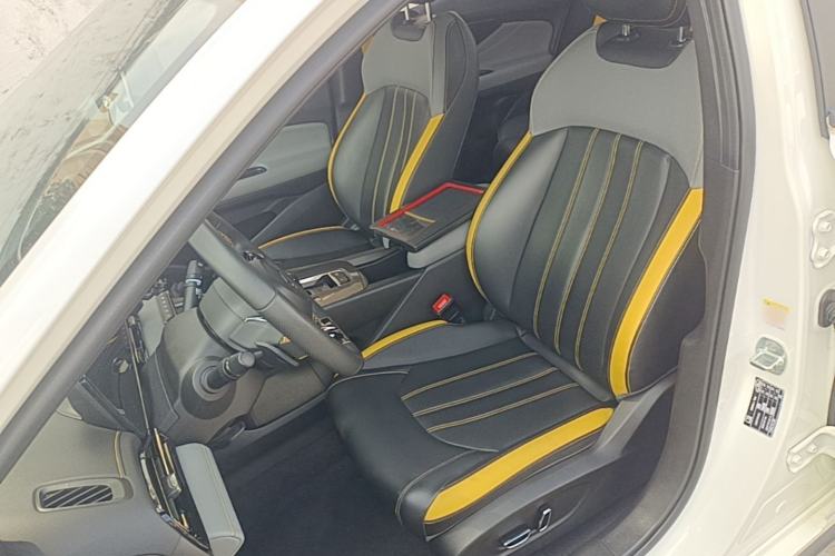 Used GAC Trumpchi EMPOW 2021 270T DCT J15 Version Left Front Seat