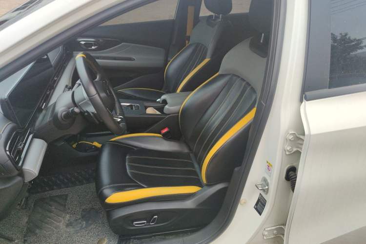 Used GAC Trumpchi EMPOW 2021 270T DCT J15 Version Left Front Seat