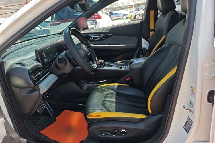 Used GAC Trumpchi EMPOW 2021 270T DCT J16 Version Left Front Seat