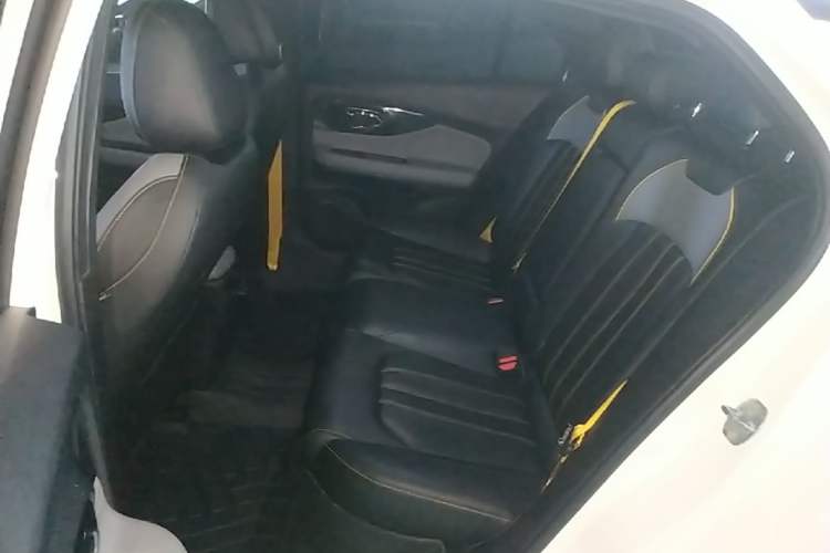 Used GAC Trumpchi EMPOW 2021 270T DCT J15 Version Left Rear Seat