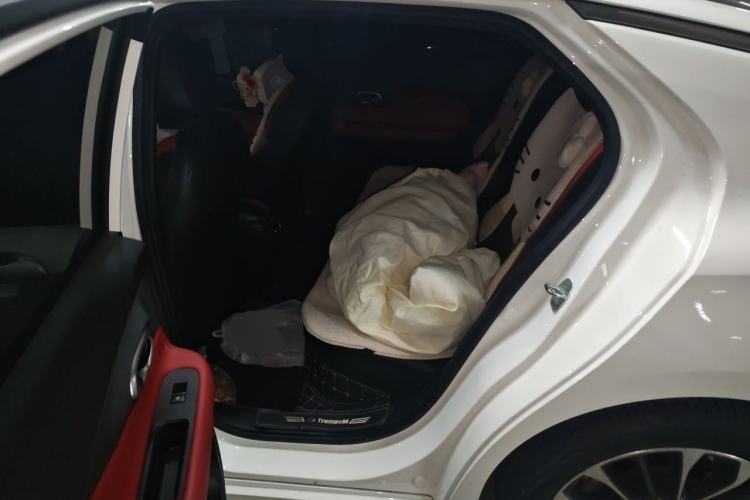 Used GAC Trumpchi EMPOW 2021 270T DCT J11 Version Left Rear Seat