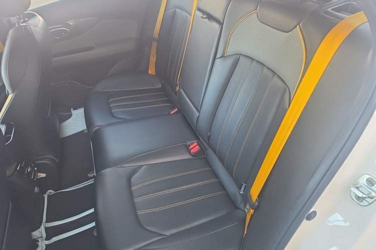 Used GAC Trumpchi EMPOW 2021 270T DCT J15 Version Left Rear Seat