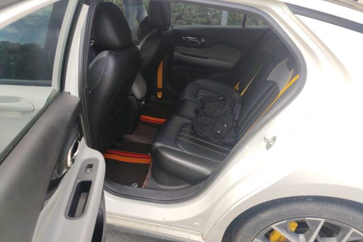 Used GAC Trumpchi EMPOW 2021 270T DCT J15 Version Left Rear Seat