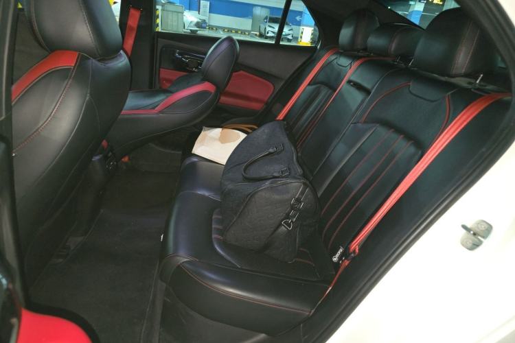 Used GAC Trumpchi EMPOW 2021 270T DCT J15 Version Left Rear Seat