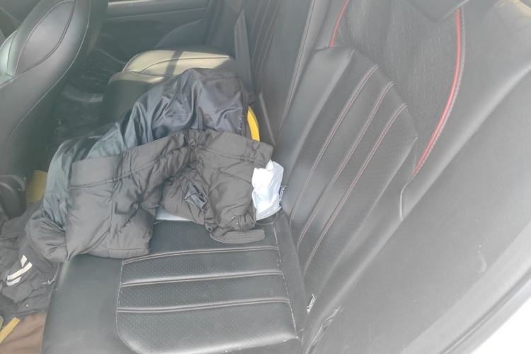Used GAC Trumpchi EMPOW 2021 270T DCT J15 Version Left Rear Seat