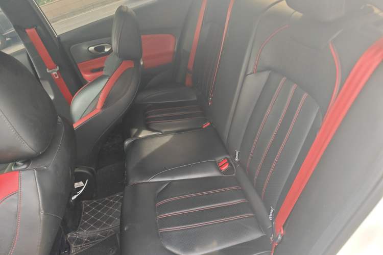 Used GAC Trumpchi EMPOW 2021 270T DCT J11 Version Left Rear Seat