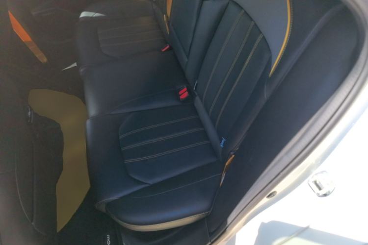 Used GAC Trumpchi EMPOW 2021 270T DCT J16 Version Left Rear Seat