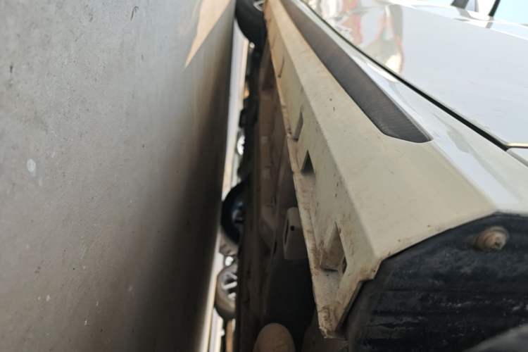 Used GAC Trumpchi EMPOW 2021 270T DCT J16 Version Left Side Sill