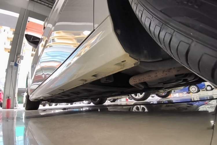 Used GAC Trumpchi EMPOW 2021 270T DCT J11 Version Left Side Sill