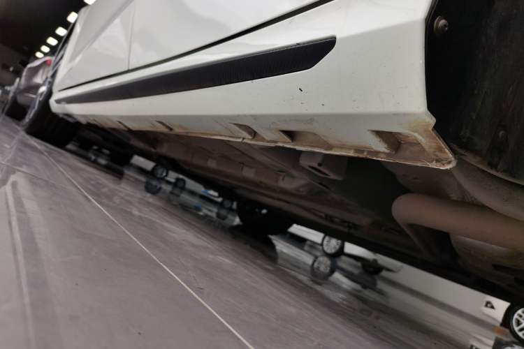 Used GAC Trumpchi EMPOW 2021 270T DCT J15 Version Left Side Sill
