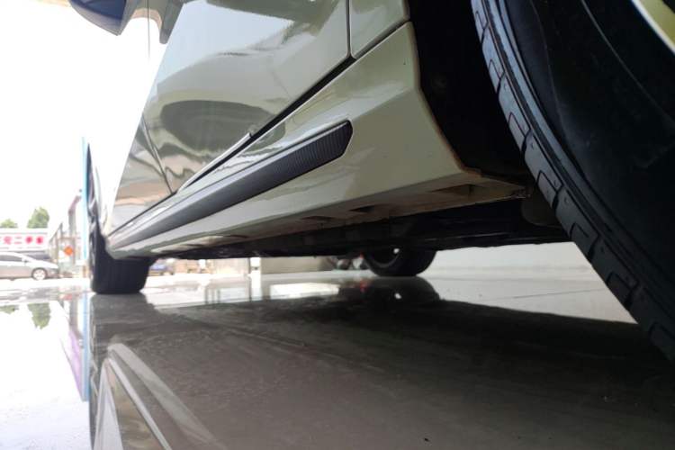 Used GAC Trumpchi EMPOW 2021 270T DCT J15 Version Left Side Sill