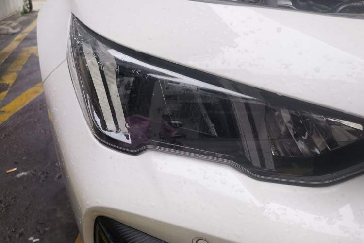 Used GAC Trumpchi EMPOW 2021 270T DCT J15 Version Right Front Headlight
