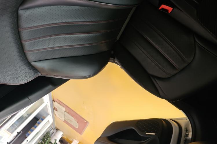 Used GAC Trumpchi EMPOW 2021 270T DCT J15 Version Right Front Seat