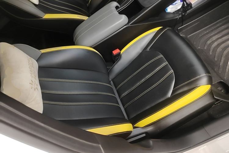 Used GAC Trumpchi EMPOW 2021 270T DCT J11 Version Right Front Seat
