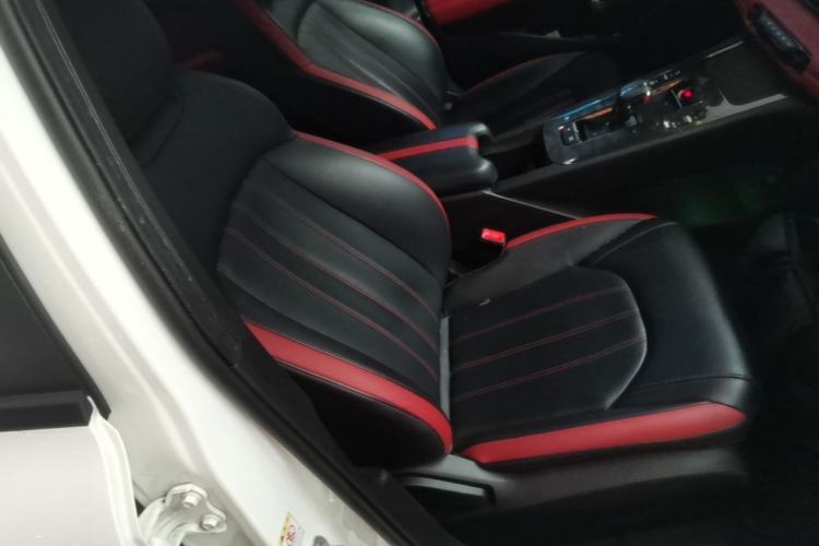 Used GAC Trumpchi EMPOW 2021 270T DCT J15 Version Right Front Seat