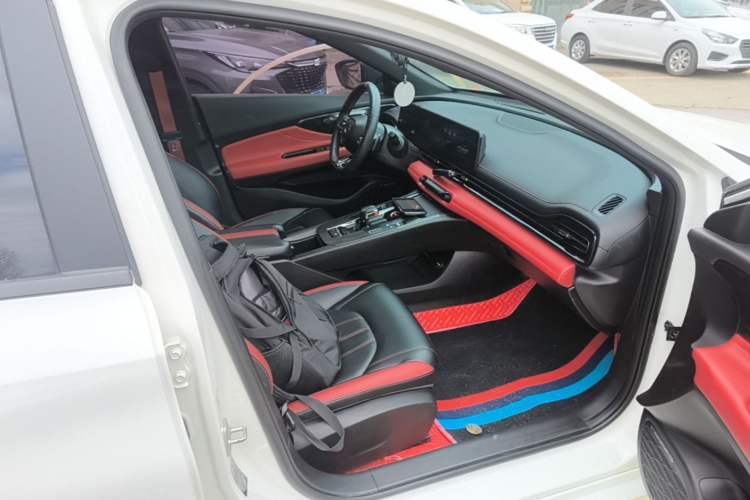 Used GAC Trumpchi EMPOW 2021 270T DCT J15 Version Right Front Seat