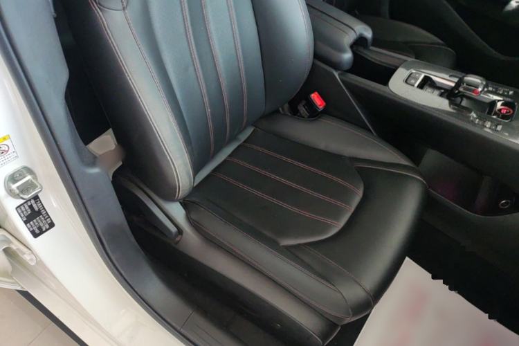 Used GAC Trumpchi EMPOW 2021 270T DCT J15 Version Right Front Seat