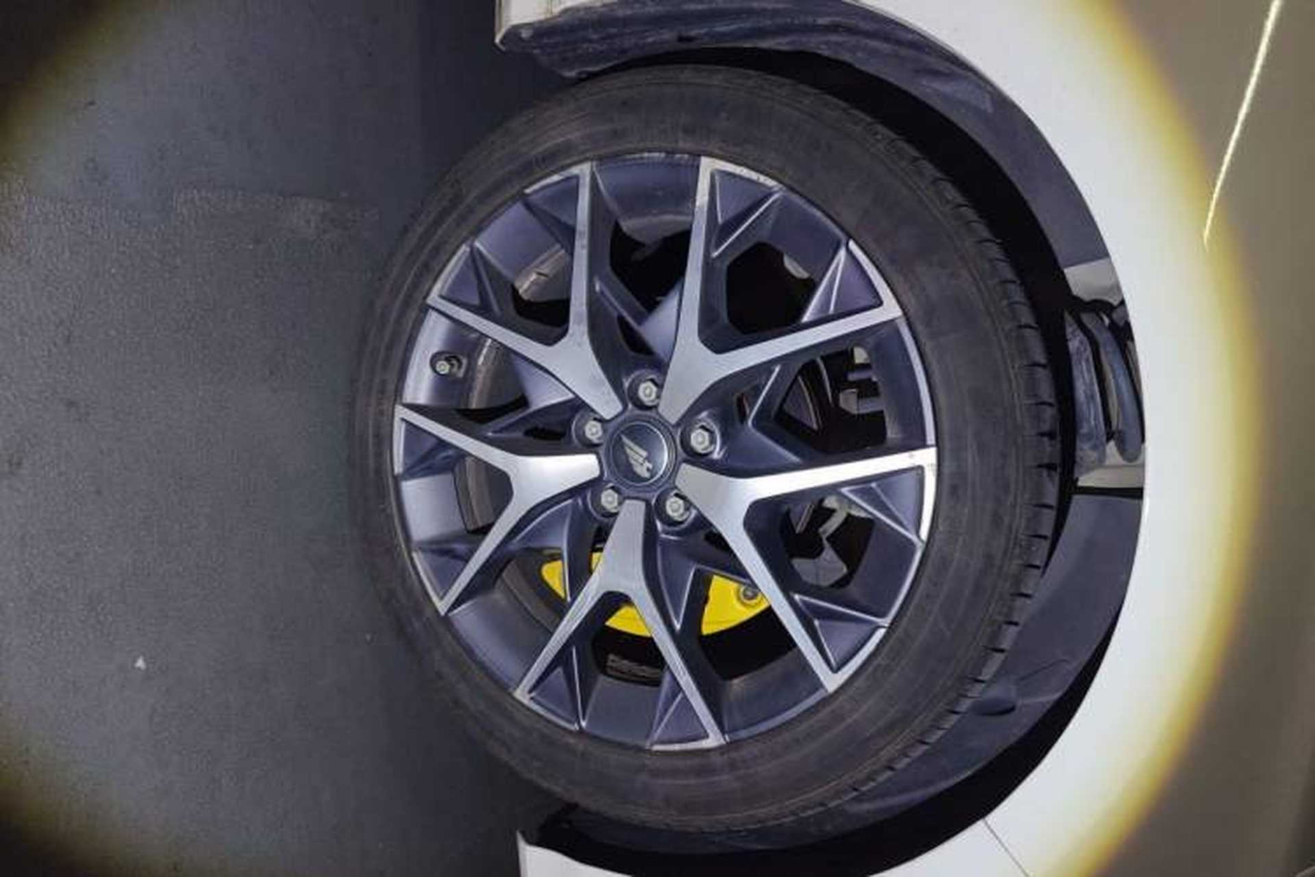 Used GAC Trumpchi EMPOW 2021 270T DCT J15 Version Right Front Wheel Hub