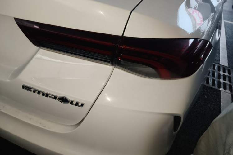 Used GAC Trumpchi EMPOW 2021 270T DCT J15 Version Right Rear Taillight