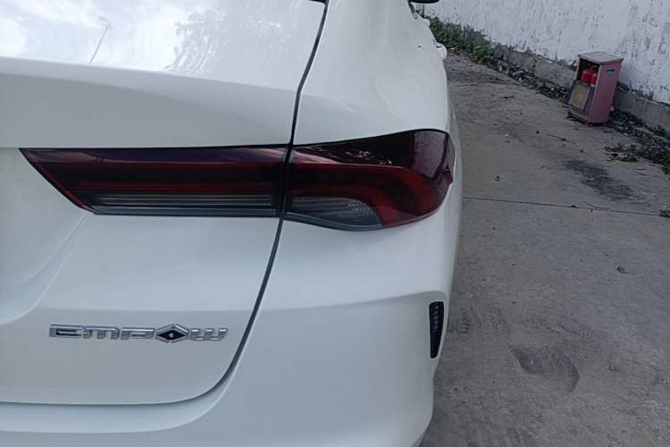 Used GAC Trumpchi EMPOW 2021 270T DCT J15 Version Right Rear Taillight