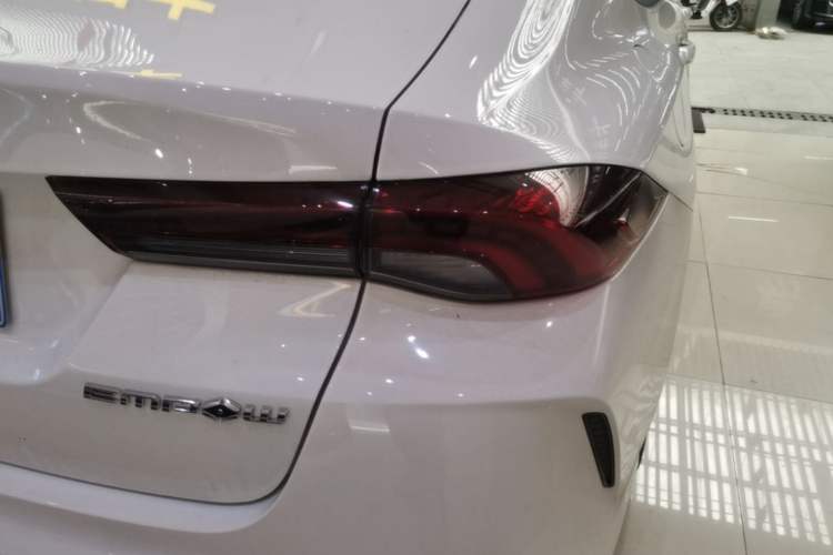 Used GAC Trumpchi EMPOW 2021 270T DCT J15 Version Right Rear Taillight