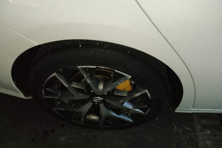 Used GAC Trumpchi EMPOW 2021 270T DCT J15 Version Right Rear Wheel Hub