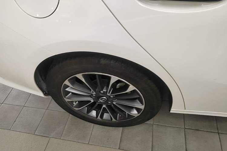 Used GAC Trumpchi EMPOW 2021 270T DCT J11 Version Right Rear Wheel Hub