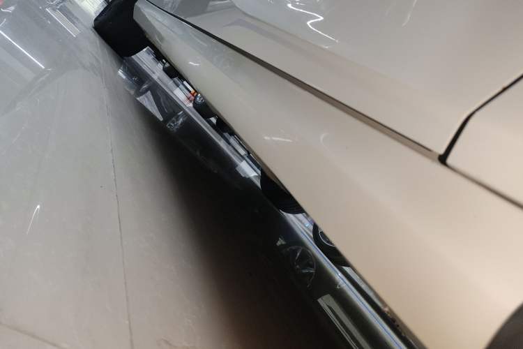 Used GAC Trumpchi EMPOW 2021 270T DCT J11 Version Right Side Sill
