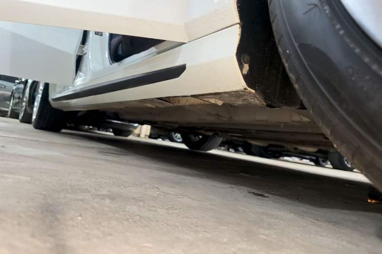 Used GAC Trumpchi EMPOW 2021 270T DCT J16 Version Right Side Sill