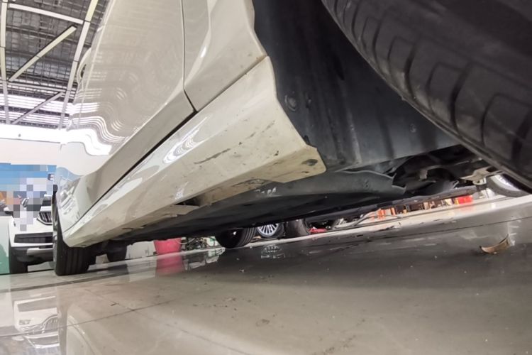 Used GAC Trumpchi EMPOW 2021 270T DCT J11 Version Right Side Sill
