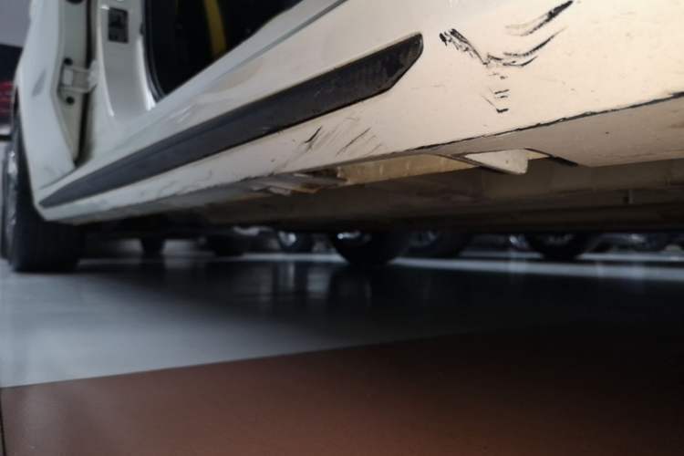 Used GAC Trumpchi EMPOW 2021 270T DCT J16 Version Right Side Sill