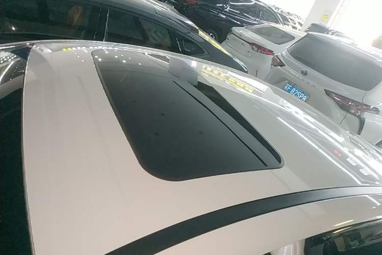 Used GAC Trumpchi EMPOW 2021 270T DCT J15 Version Roof
