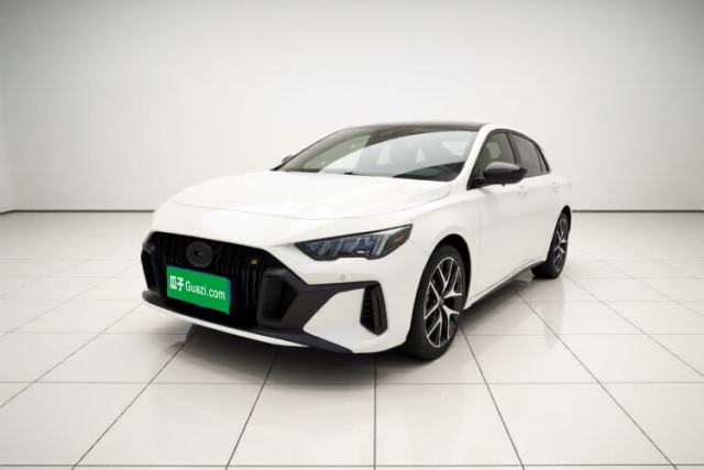 Ojetý GAC Trumpchi EMPOW 2021 270T DCT J15 Version