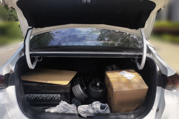 Used GAC Trumpchi EMPOW 2021 270T DCT J16 Version Trunk