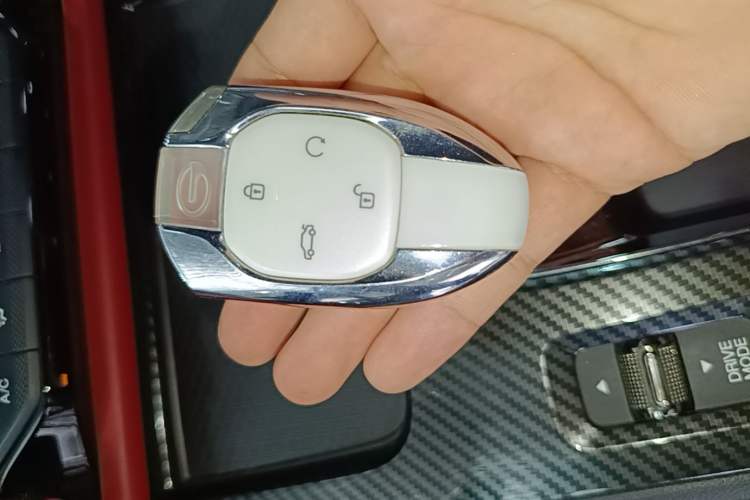 Used GAC Trumpchi EMPOW 2021 270T DCT J15 Version Vehicle Key