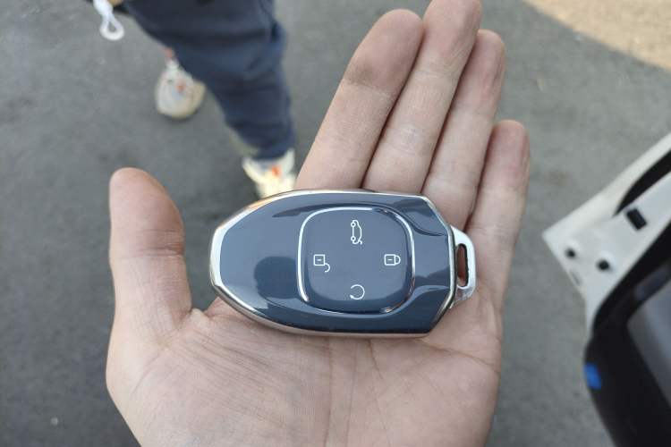 Used GAC Trumpchi EMPOW 2021 270T DCT J15 Version Vehicle Key