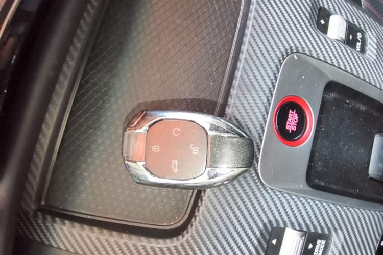 Used GAC Trumpchi EMPOW 2021 270T DCT J11 Version Vehicle Key