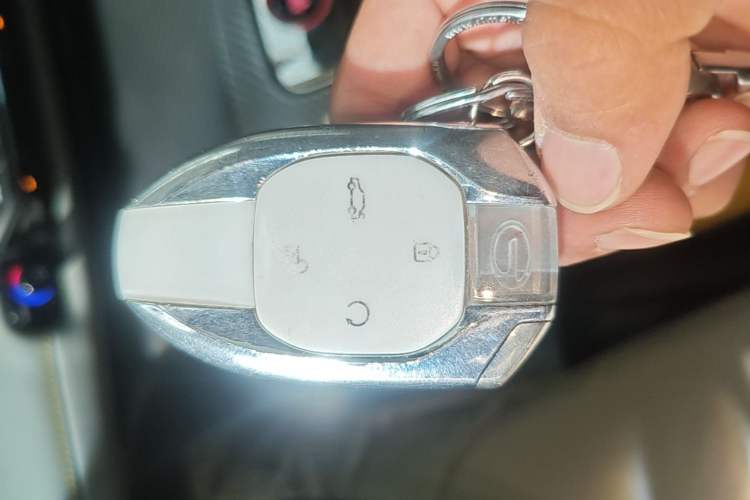 Used GAC Trumpchi EMPOW 2021 270T DCT J15 Version Vehicle Key