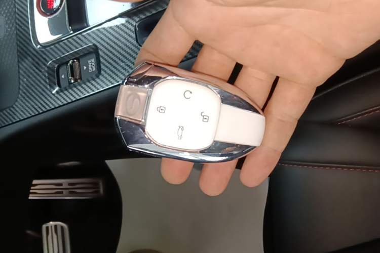 Used GAC Trumpchi EMPOW 2021 270T DCT J16 Version Vehicle Key