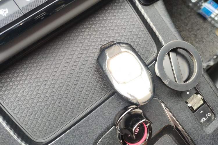 Used GAC Trumpchi EMPOW 2021 270T DCT J15 Version Vehicle Key